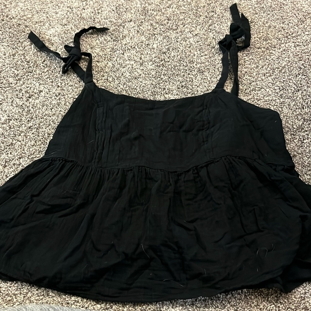 Black tie peplum tank